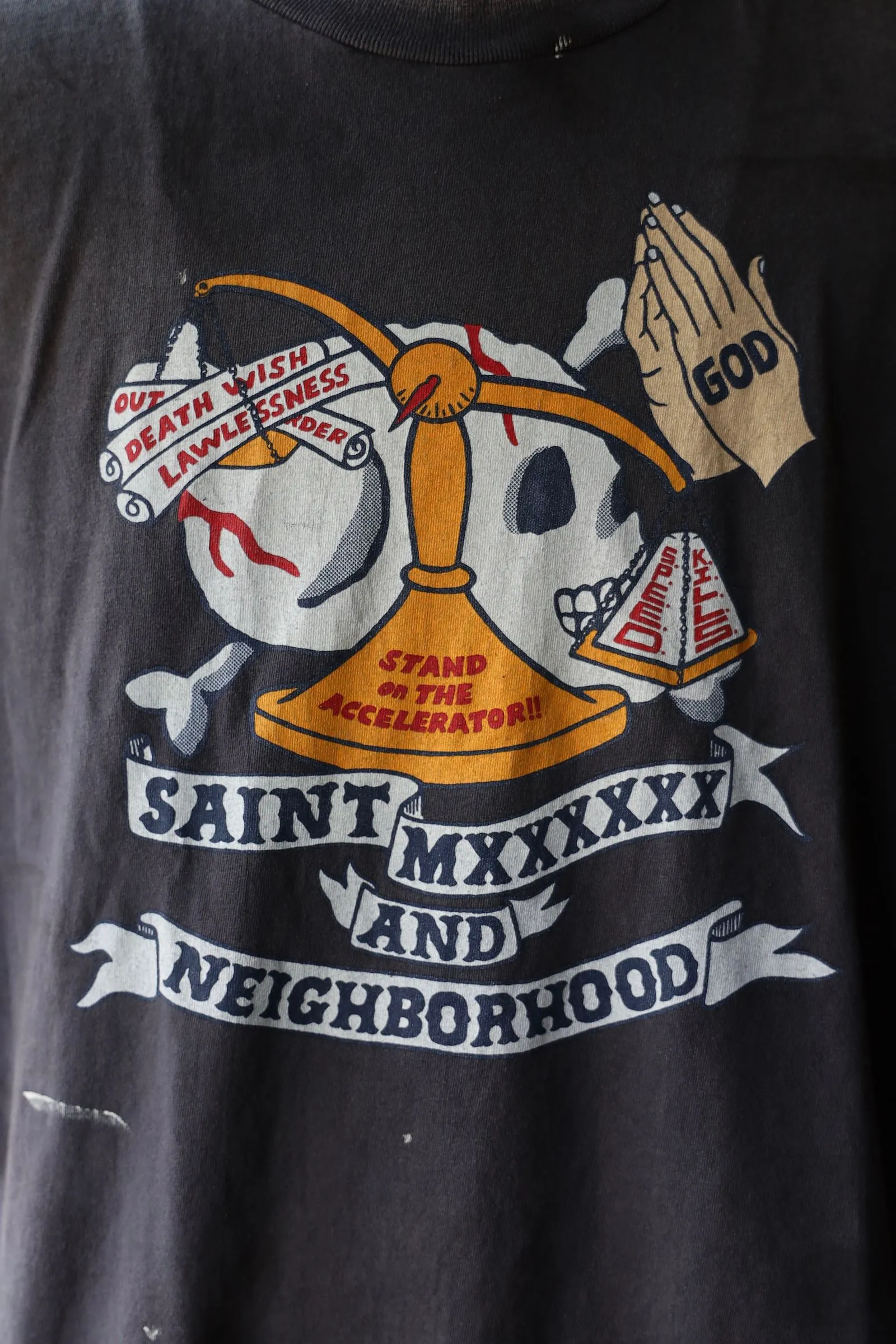 SAINT Mxxxxxx × NEIGHBORHOOD STHD . SS TEE PRAY/BLK NBHD Shinsuke Takizawa co-branded model Praying scale tee Washed black S-XL SAINT HOOD theme co-branded capsule series Garment dyeing Rewashing water fading Destroying graffiti Simulating natural distressed effect Top printing technology Washing treatment Correct version Customized joint main mark/wash mark/cherub mark